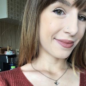 Meet your Posher, Tori